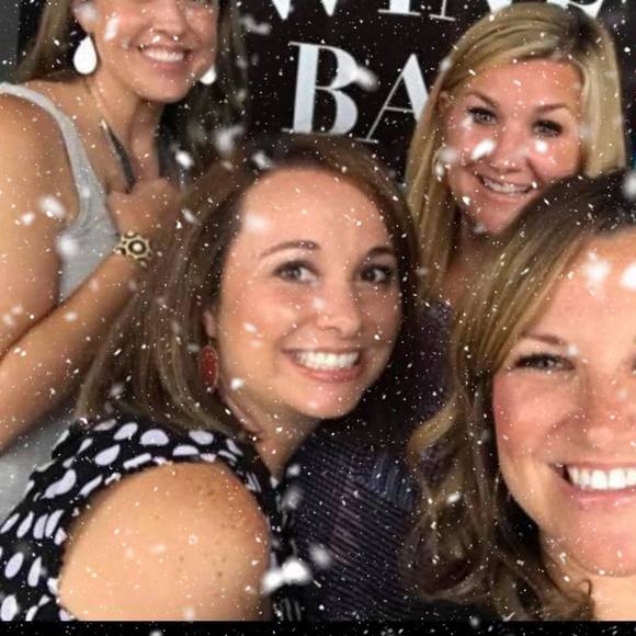 Meet your Posher, Melissa - Picture 1 of 1